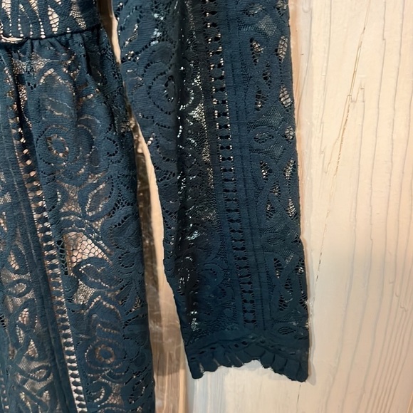 Xhilaration Forest Green Lace Dress Size Medium NWT - Picture 4 of 8